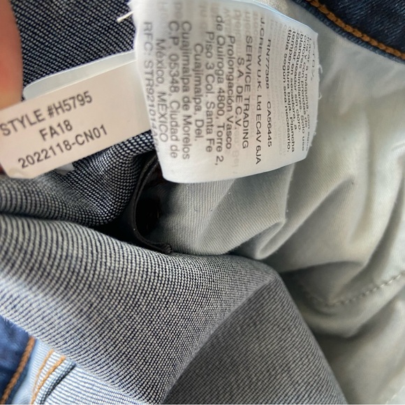 Madewell Petite 9" Mid-Rise Skinny Jeans in Larkspur Wash - Picture 9 of 10